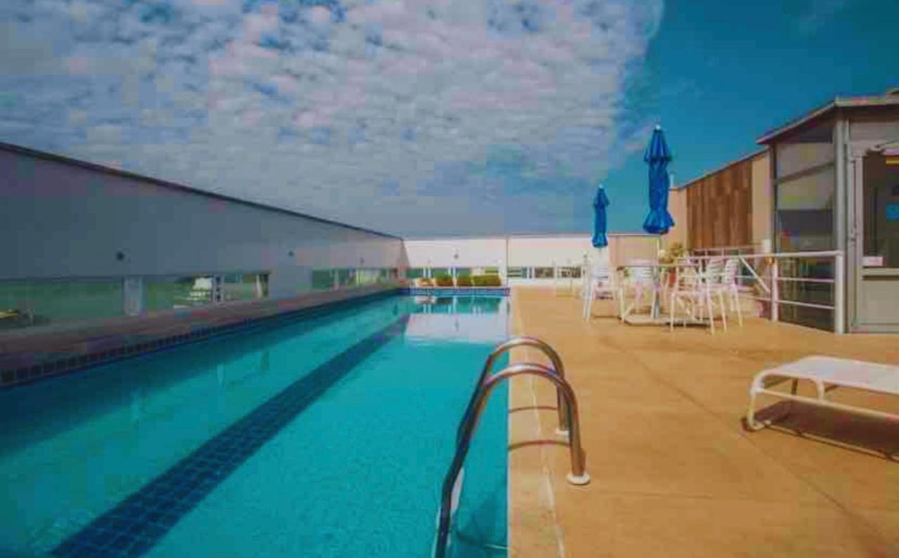 Flat Exclusivo No Hotel Ramada Macae, Smartv, Wifi 512Mbps, Piscina E Garagem Exterior photo